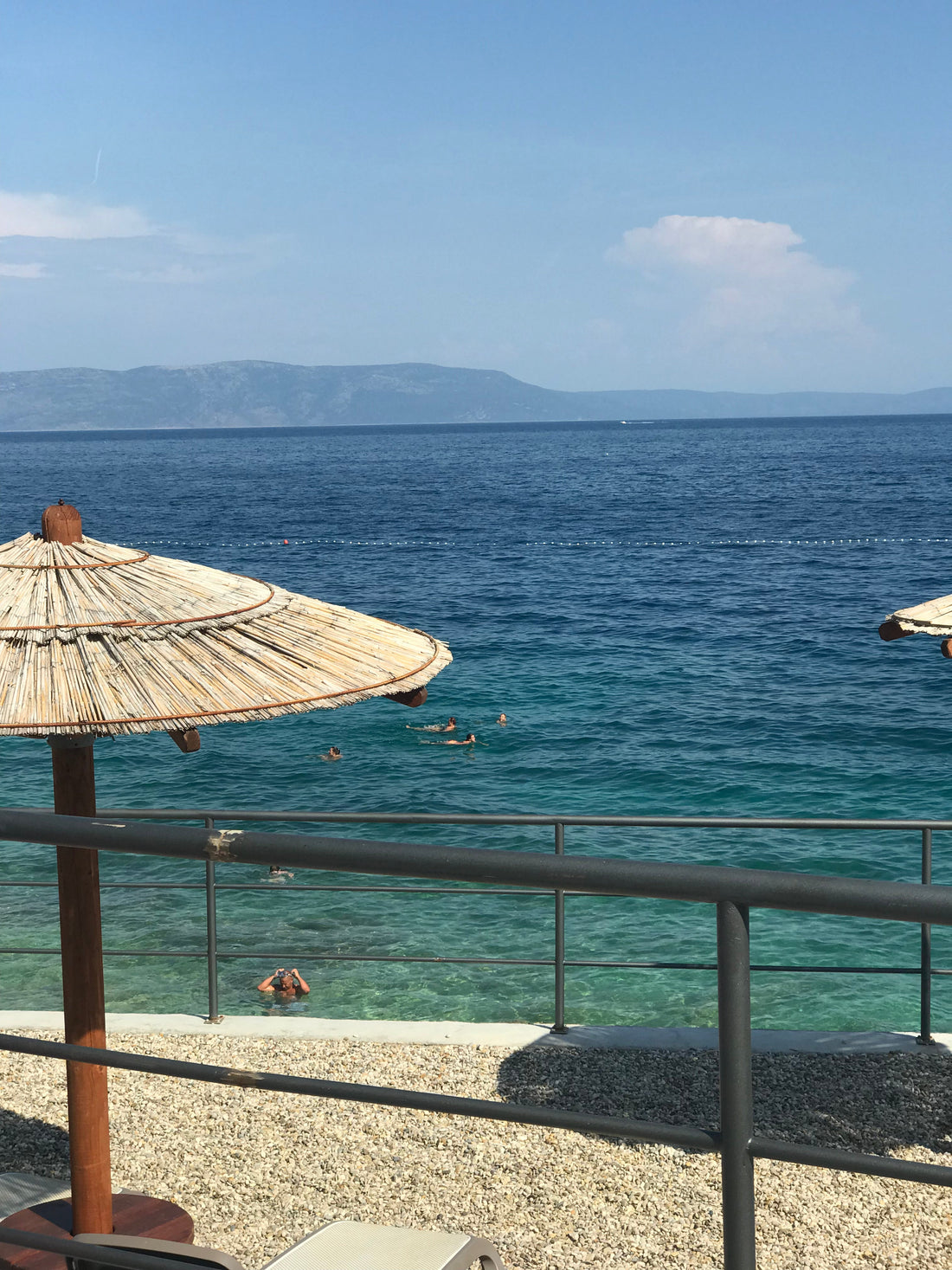Sun, Sea, Chlorine & Your Hair: What Really Happens on Vacation